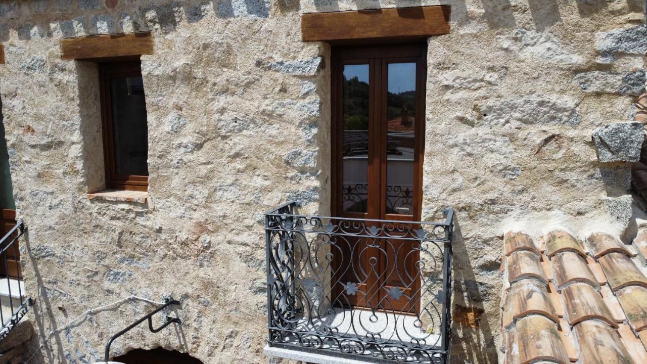 La Corte Dei Baroni Loceri Exterior foto